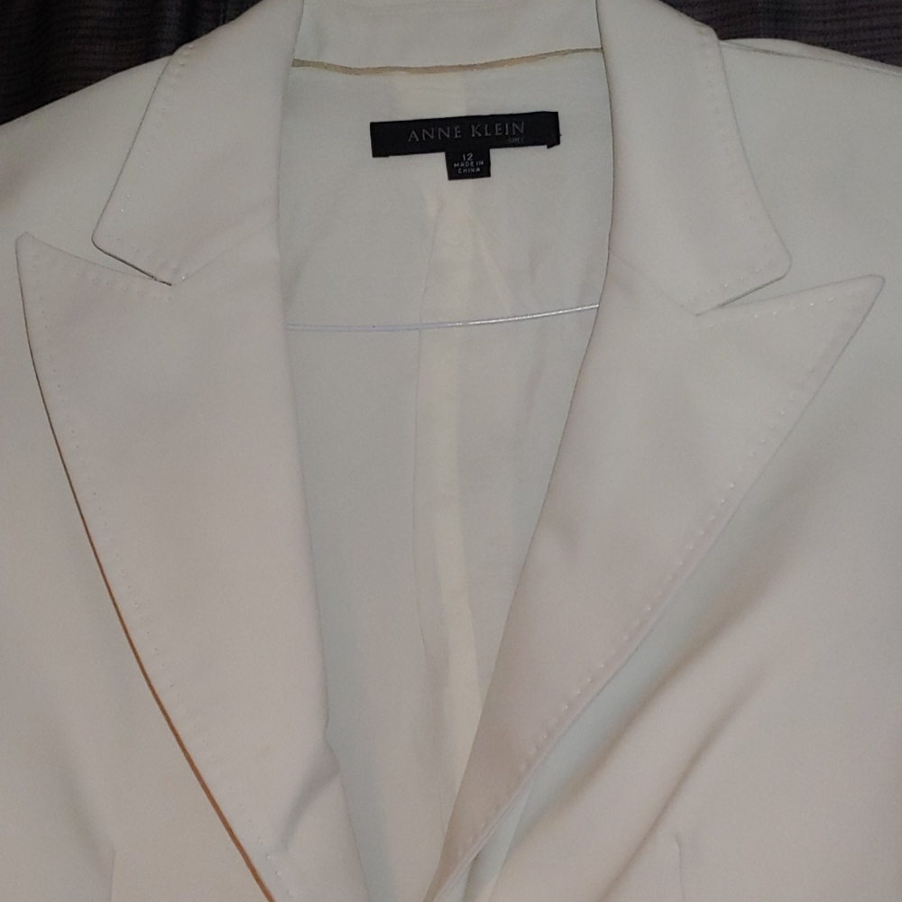 Jacket - Picture 2 of 2
